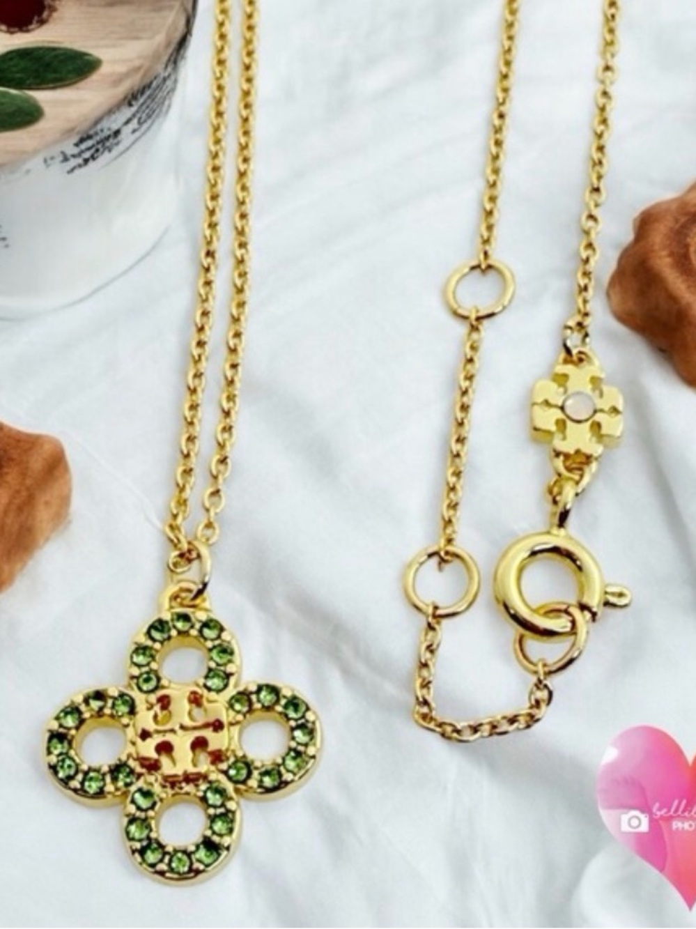 Tory Burch Kira clover Green pavé logo pendant necklace NWT - Picture 2 of 6